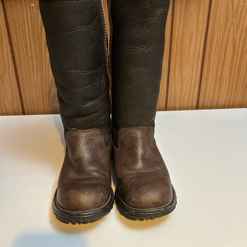UGG vintage Brown and Black Leather Boots